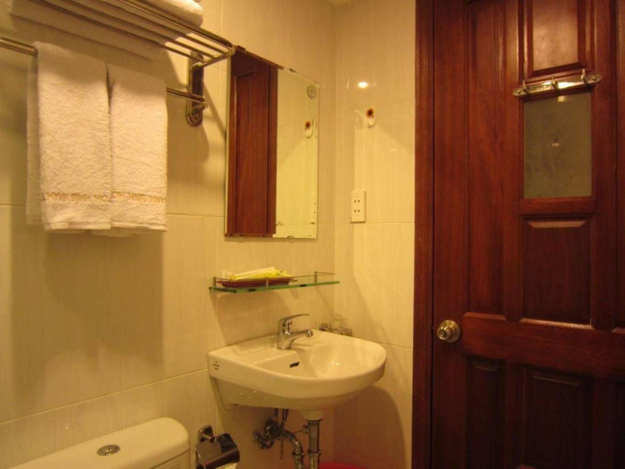 Hoang Hoang Hotel Cidade de Ho Chi Minh Exterior foto